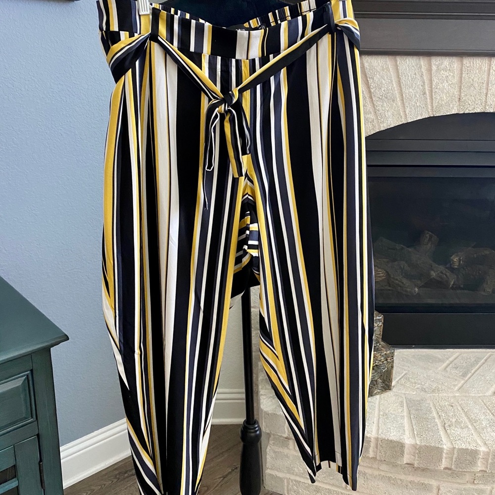 Torrid Tie Front Pant